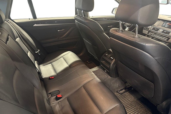 BMW 520d 13 of 28