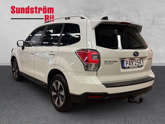 Subaru Forester 5 of 24