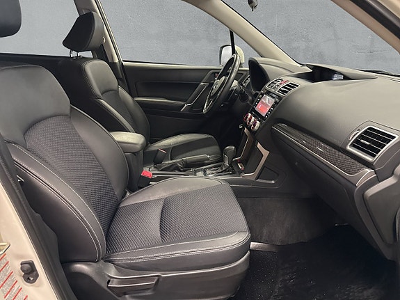 Subaru Forester 13 of 24