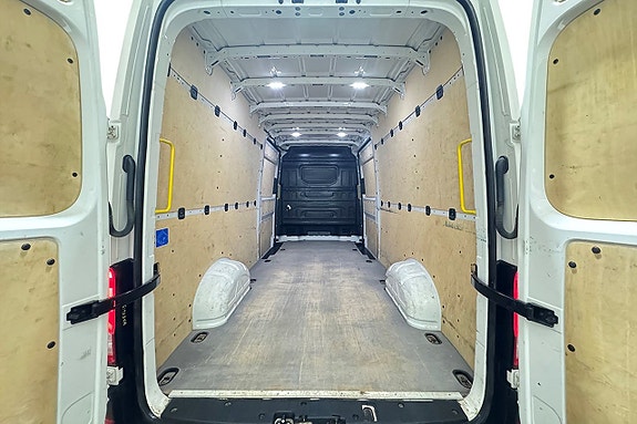 Volkswagen Crafter 35 12 of 29