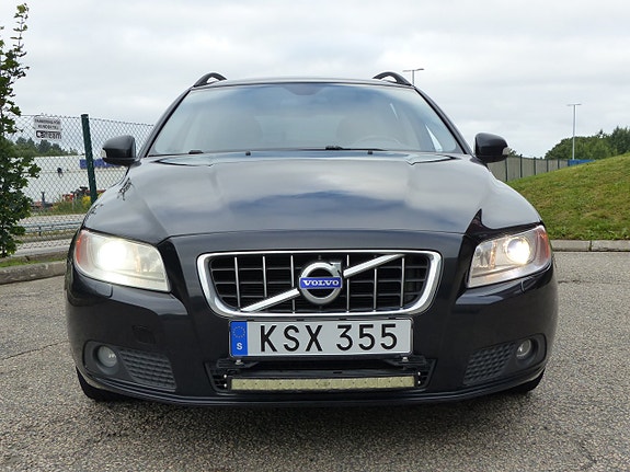 Volvo V70 22 of 23