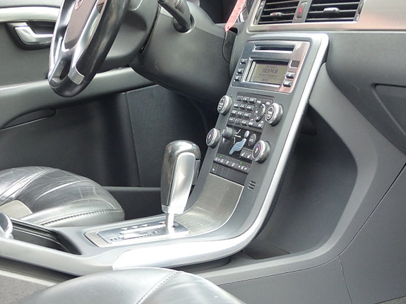 Volvo V70 17 of 23