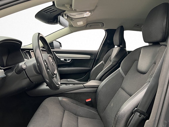 Volvo V90 17 of 30