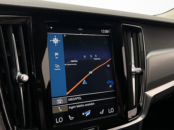 Volvo V90 21 of 30