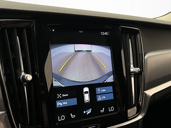 Volvo V90 24 of 30
