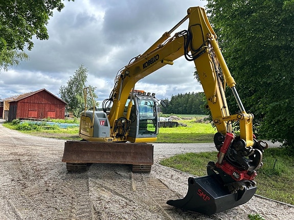 Grävmaskin  New Holland Kobelco E135SR-1ES med tiltrotator 3 of 6