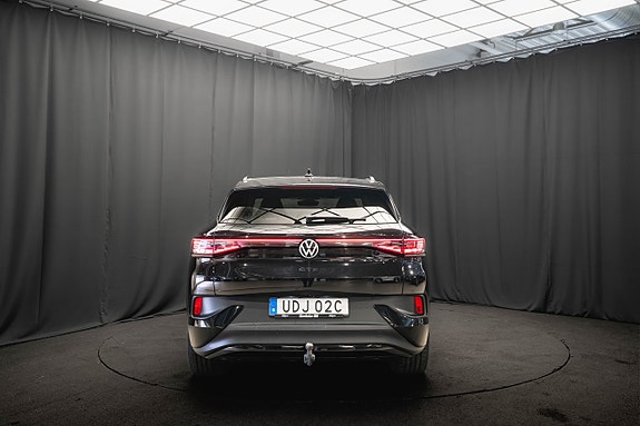 Volkswagen ID.4 GTX 8 of 21