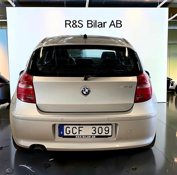 BMW 116d 5 of 13