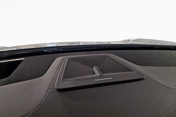 Polestar 4 18 of 21
