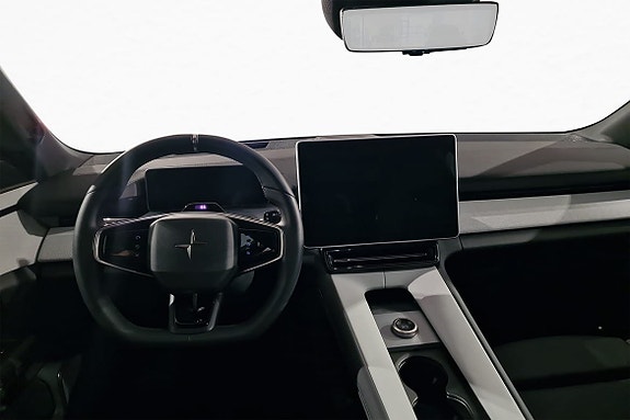 Polestar 4 13 of 21