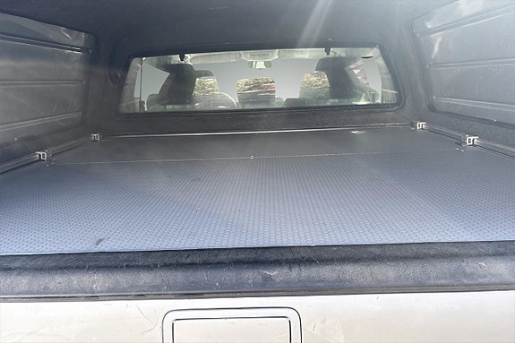 Volkswagen Amarok 5 of 17