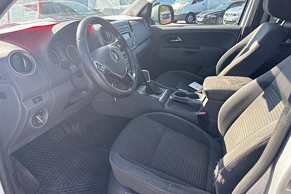 Volkswagen Amarok 12 of 17