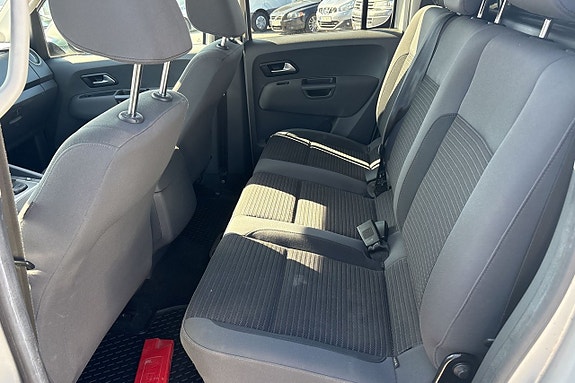 Volkswagen Amarok 14 of 17