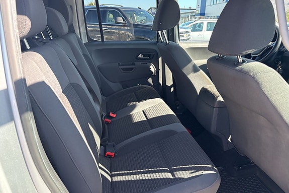 Volkswagen Amarok 15 of 17