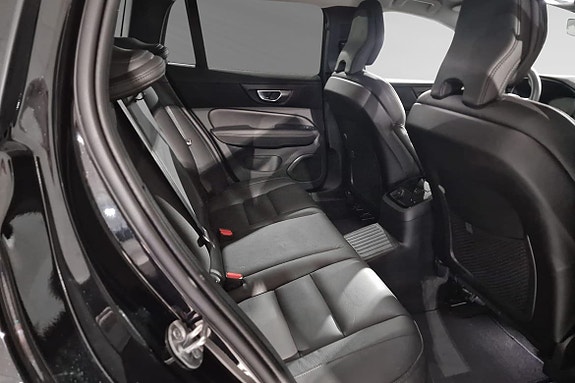 Volvo V60 11 of 17
