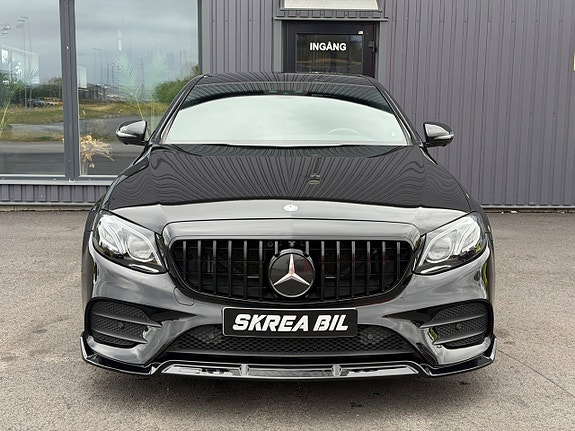 Mercedes-Benz E350 d 4 of 23