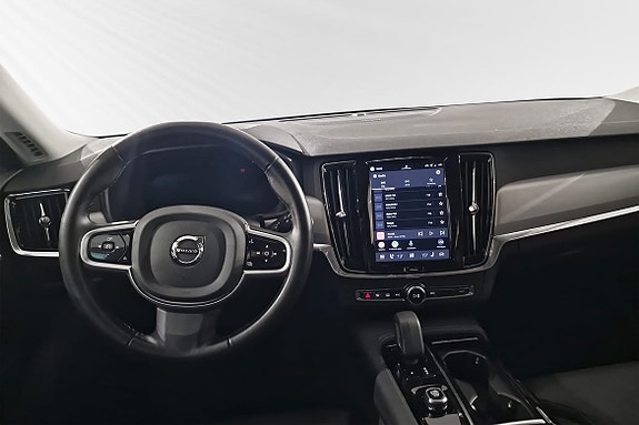 Volvo V90 10 of 18