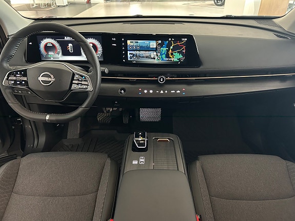 Nissan Ariya 10 of 13