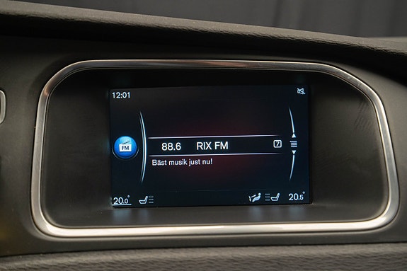 Volvo V40 14 of 17