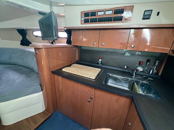 Sealine 29 SC 10 of 12