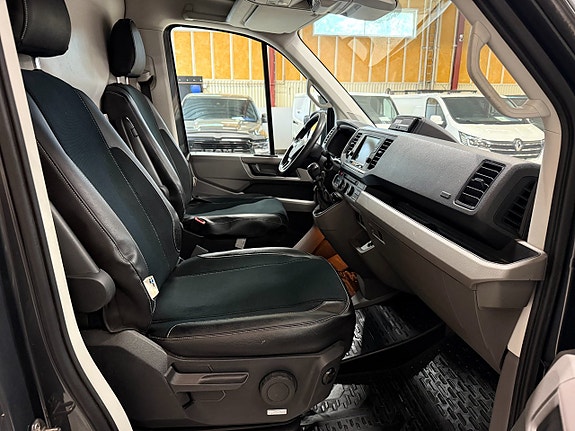Volkswagen Crafter 9 of 16