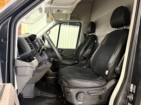 Volkswagen Crafter 7 of 16