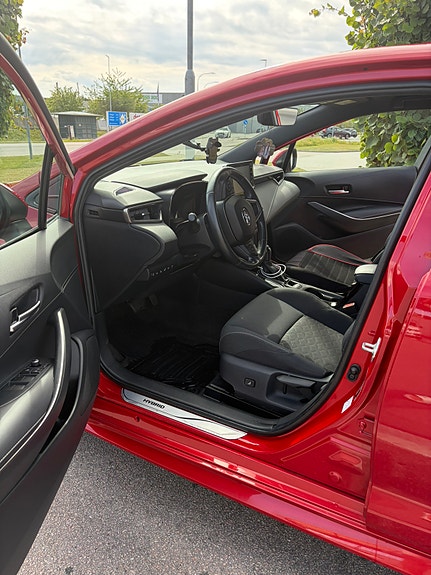 Toyota Corolla 4 of 8