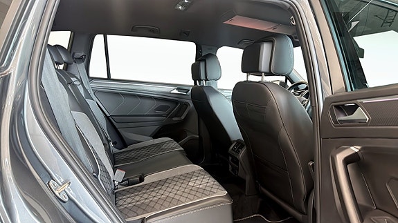 Volkswagen Tiguan Allspace 5 of 15