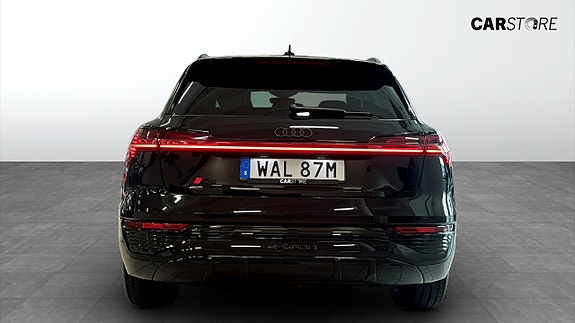 Audi Q8 7 of 14