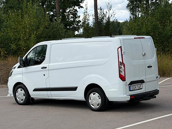 Ford Transit Custom 7 of 30