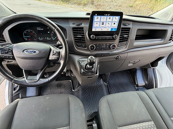 Ford Transit Custom 19 of 30