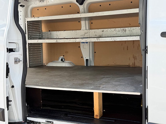 Ford Transit Custom 26 of 30