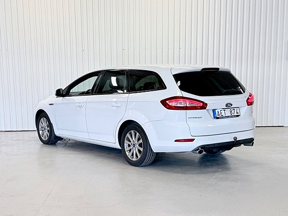 Ford Mondeo 5 of 18