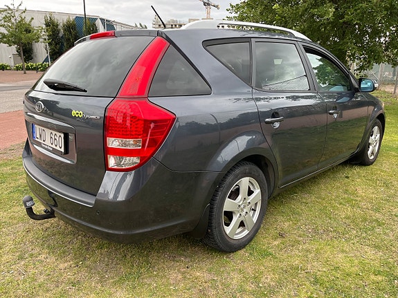 Kia Ceed 3 of 14