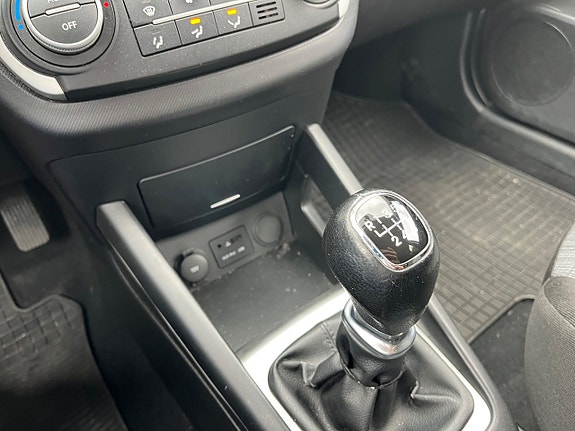 Kia Ceed 9 of 14