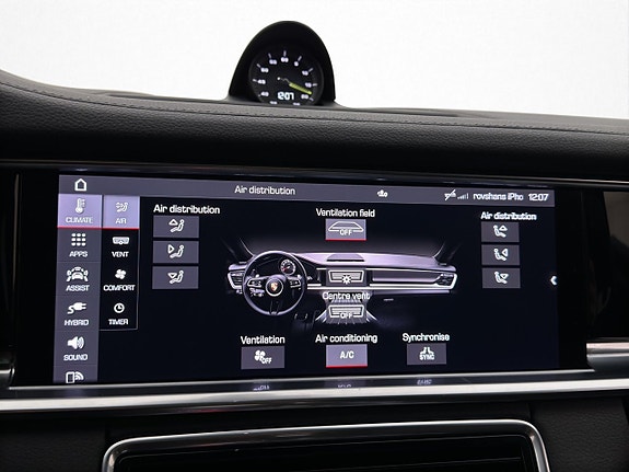 Porsche Panamera 4 26 of 30