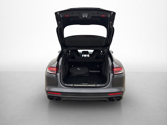 Porsche Panamera 4 20 of 30