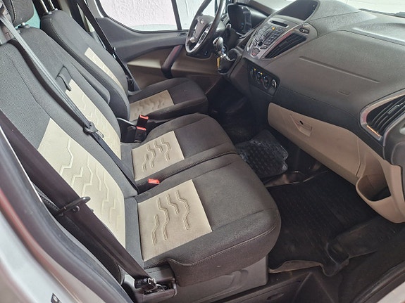 Ford Transit Custom 6 of 17