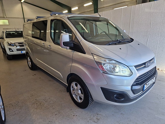 Ford Transit Custom 2 of 17