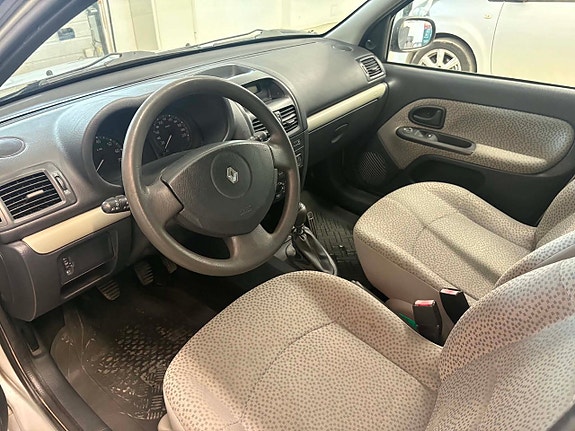 Renault Clio 4 of 7