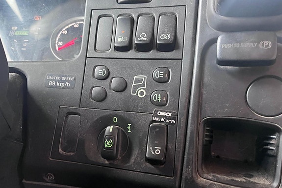SCANIA P320DB 4X2 MNB 23 of 27