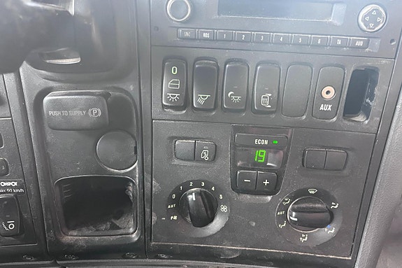 SCANIA P320DB 4X2 MNB 24 of 27
