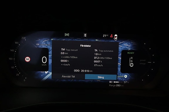 Volvo EX40 11 of 18