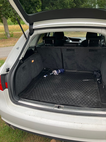 Audi A4 2 of 9
