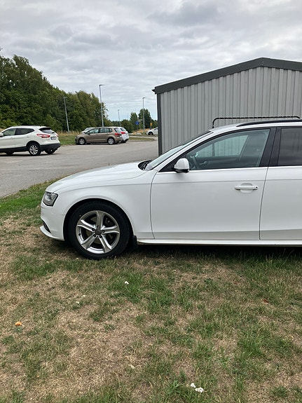 Audi A4 5 of 9