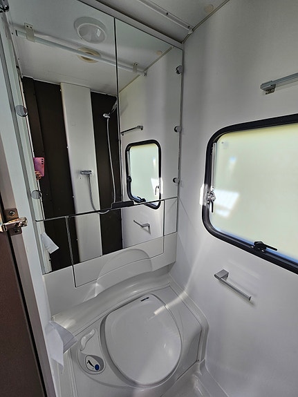 Adria Altea 362 Xh 4four 11 of 14