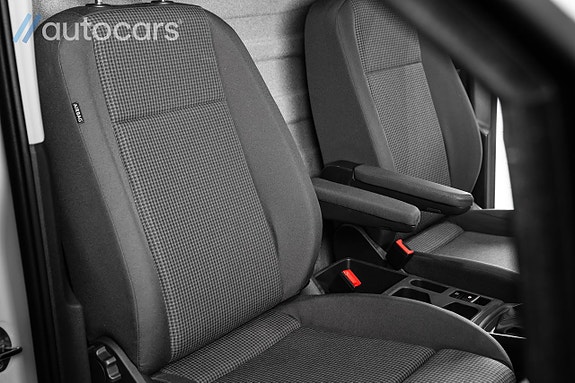 Volkswagen Caddy 30 of 30