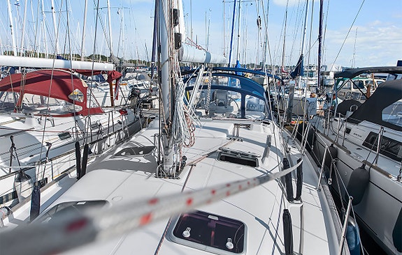 Beneteau Oceanis 411 Clipper 4 of 12