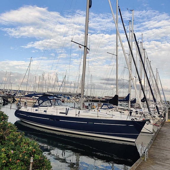 Beneteau Oceanis 411 Clipper 2 of 12