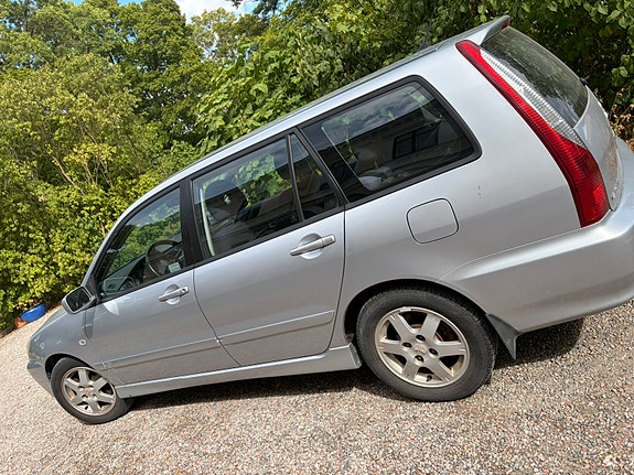 Mitsubishi Lancer 3 of 8